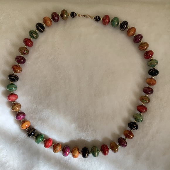 Bead Necklace - Picture 3 of 4